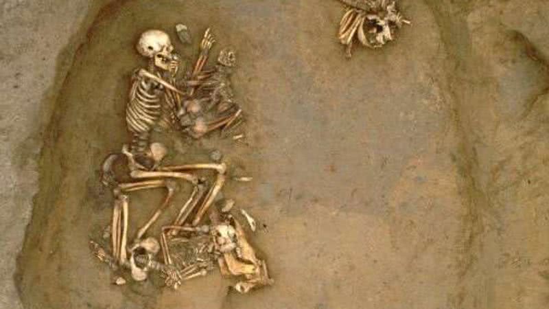 Esqueletos antigos encontrados em Kent, na Inglaterra - Divulgação / Wessex Archaeology