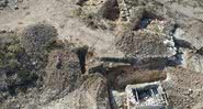 Fotografia da fazenda onde ocorreu o achado, com o micvê visível no canto inferior direito. - Divulgação/ Abd Ibrahim/ Autoridade de Antiguidades de Israel