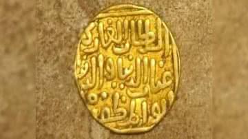 Exemplo de moeda de ouro descoberta - Divulgação/ Archaeological Survey of India (ASI)