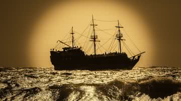 Imagem meramente ilustrativa com um navio de guerra antigo - Imagem por Dimitris Vetsikas pelo Pixabay