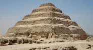 Fotografia da pirâmide de Djoser - Wikimedia Commons / Olaf Tausch