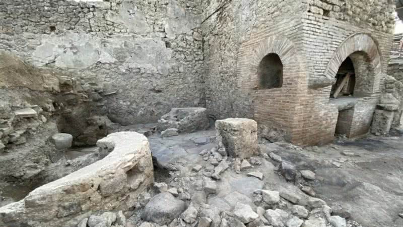 Fotografia tirada no local de descoberta recente na Pompeia - Divulgação/Sítio Arqueológico de Pompeia