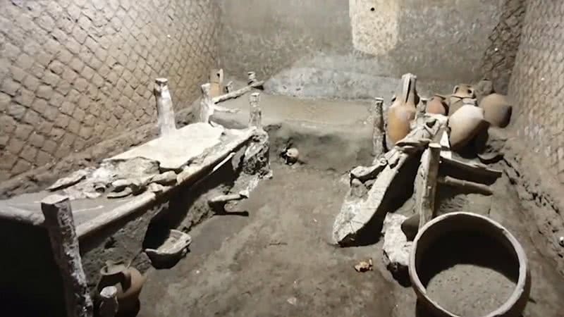 O quarto de escravizados encontrado em Pompeia - Reprodução/Vídeo/ Daily Mail