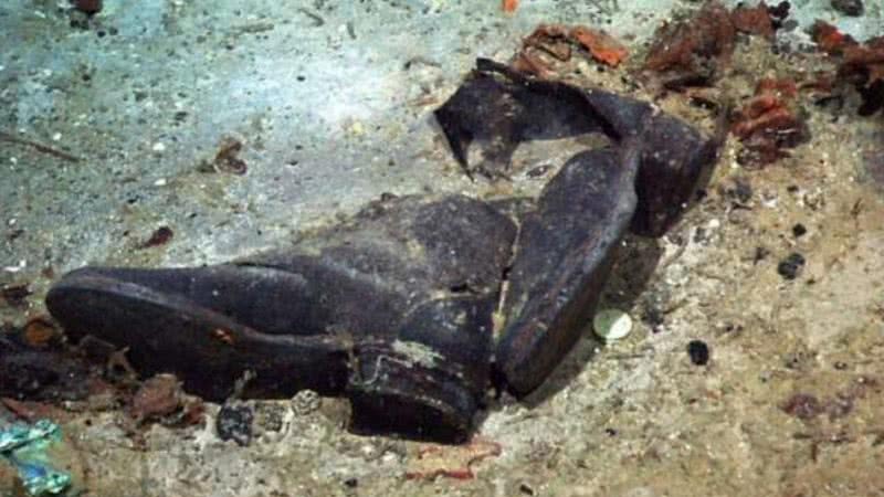 Sapato encontrado nos destroços do Titanic - Divulgação/Universidade de Rhode Island