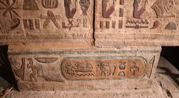 Inscrições egípcias restauradas do templo de Esna - Universidade de Tübingen