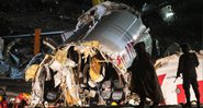 Os destroços do Boeing 737-86J - Getty Images