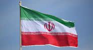Bandeira flamulante da República Islâmica do Irã - Getty Images