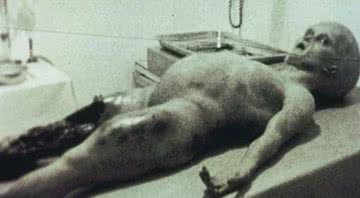 Gravação de falsa autópsia em alienígena - Divulgação - The Sun