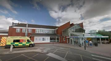 O pequeno Lucifer nasceu no Royal Hospital de Chesterfield, no Reino Unido - Divulgação/Google Street View