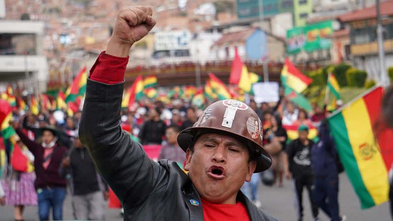 Operário boliviano em protesto contra a reeleição de Evo Morales - Getty Images