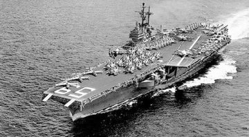 USS Forestal, porta-aviões da marinha dos EUA que fazia parte da frota da Operação Brother Sam - Divulgação / US Navy Archives