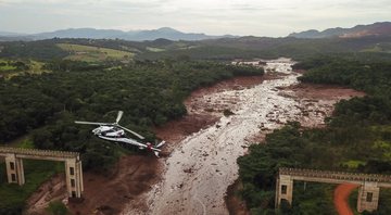 visão aérea do rompimento da barragem em Brumadinho - Getty Images