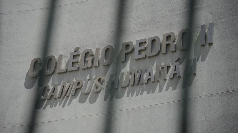 Imagem da fachada do colégio Pedro II - Tânia Rêgo/Agência Brasil