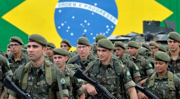 Cerimônia do exército brasileiro em 2016 - Gilberto Alves via Wikimedia Commons