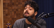 O ex-apresentador Bruno Aiub durante o episódio polêmico - Divulgação / Youtube (Flow Podcast)