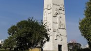 Obelisco do Ibirapuera - Homenagem aos heróis da revolução de 1932, preservado pelo DPH - Mauricio Luiz Bertoni via Wikimedia Commons