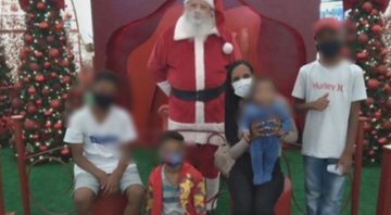 Foto da família com o Papai Noel - Divulgação/Arquivo Pessoal/ Rede Globo