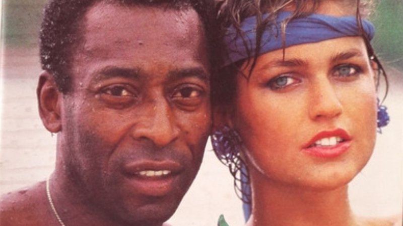 Xuxa e Pelé juntos em praia na capa da revista Manchete - Divulgação / Manchete