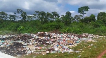 Fotografia do lixo jogado no local - Divulgação/ Prefeitura de Garrafão do Norte