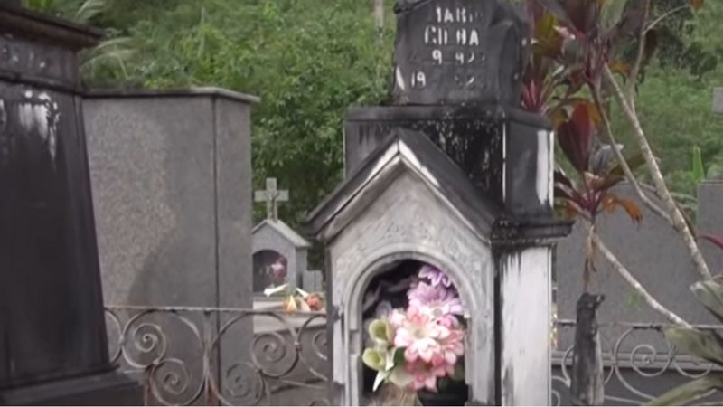 Túmulo da bebê Maria Gilda - Divulgação / Youtube / Caça Fantasmas Brasil