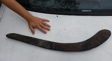 Bumerang de pedra é encontrado na Austrália - Divulgação