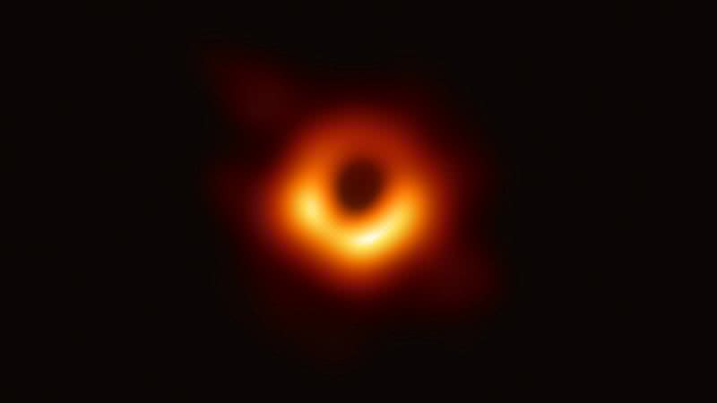 Primeira foto de um buraco negro - Getty Images