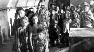 Crianças no campo de Theresienstadt - Wikimedia Commons