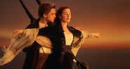 Cena clássica do filme Titanic (1997) - Divulgação