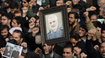 Protesto no Irã após a morte de Soleimani - Getty Images