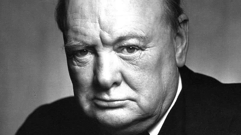 Churchill em notório photoshoot - Wikimedia Commons