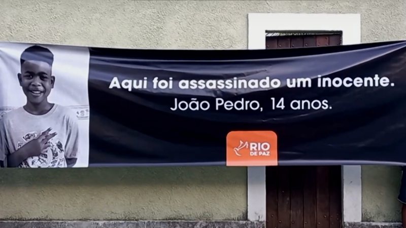Faixa durante protesto pela morte de João Pedro - Divulgação/ Vídeo/TVBrasil
