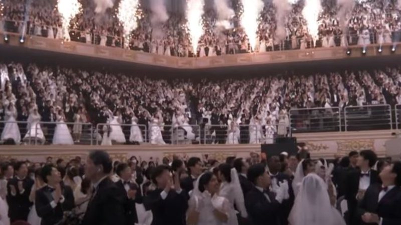 Casamento em massa realizado pela seita Moon - Divulgação / Youtube / AFP