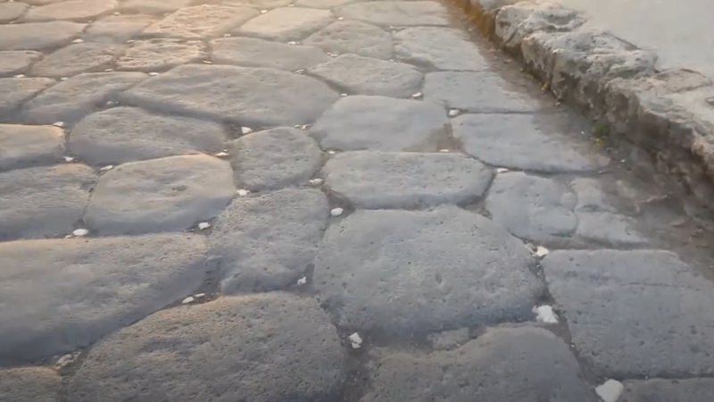 Registro dos 'olho-de-gato' em Pompeia