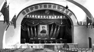 Fotografia do sétimo congresso do Partido Comunista da China - Domínio Público/ Creative Commons/ Wikimedia Commons