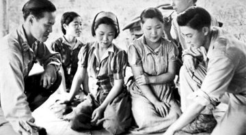 Mulheres de conforto em Myitkyina em 1944 - Wikimedia Commons