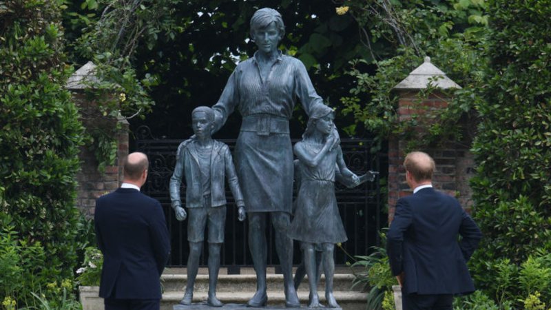 Estátua em homenagem à Diana - Getty Images