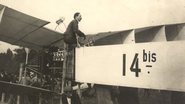 Santos Dumont e sua mais icônica invenção, o primeiro avião do mundo, 14-bis - Domínio Público via Wikimedia Commons