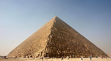 A Grande Pirâmide - Wikimedia Commons
