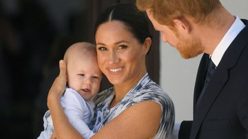 Meghan Markle ao lado do filho, Archie, e o príncipe Harry - Getty Images