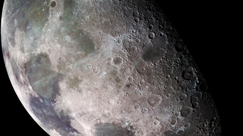 Imagem da Lua obtida pela espaçonave Galileo