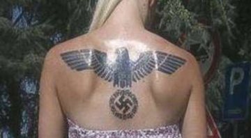 Tatuagem da 'Miss Hitler' - Divulgação / Youtube / 24horas.cl