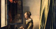 A obra "Moça Lendo uma Carta à Janela" - Divulgação/Gemäldegalerie Alte Meister, SKD, Wolfgang Kreische