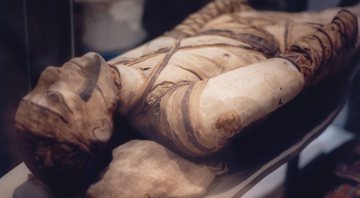 Fotografia de uma múmia no Museu Britânico - Klafubra/ Creative Commons/ Wikimedia Commons