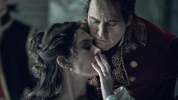 Josefina e Napoleão no filme de Ridley Scott - Divulgação