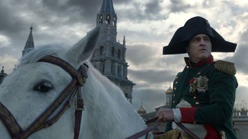 Joaquin Phoenix como Napoleão em filme - Divulgação