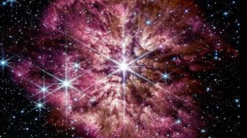 Imagem do astro WR 124 capturada pelo telescópio James Webb (JWST) da NASA - Divulgação / NASA