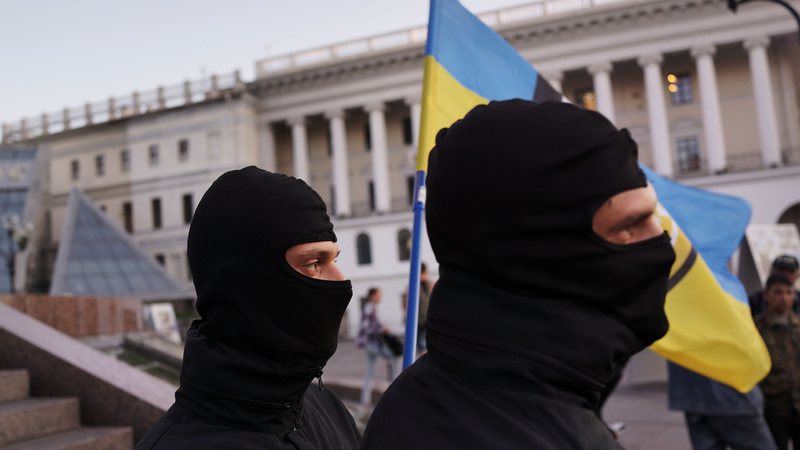 Grupo Azov, que se declara neonazista e atua atualmente como braço da Guarda Nacional Ucraniana
