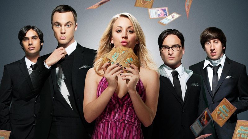 Elenco de 'The Big Bang Theory' em foto promocional - Divulgação / CBS