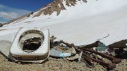 Restos do avião que caiu nos Andes em 1972 - Foto por Wunabbis pelo Wikimedia Commons