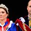 Kate Middleton e o príncipe William na coroação de Charles III